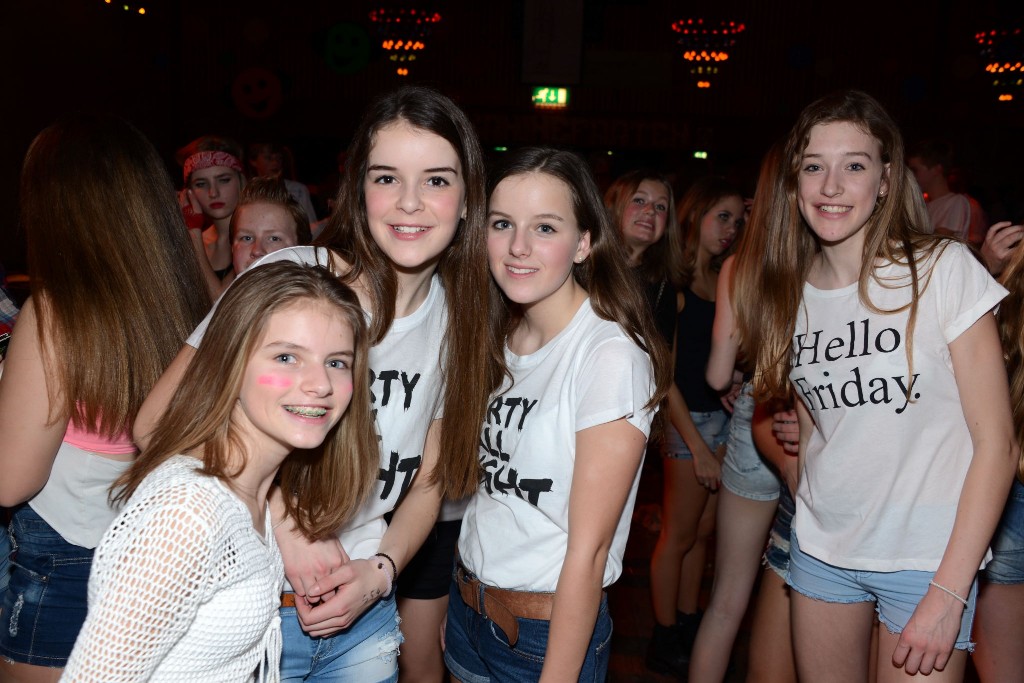 ../Images/Jeugddisco White Edition 564.jpg